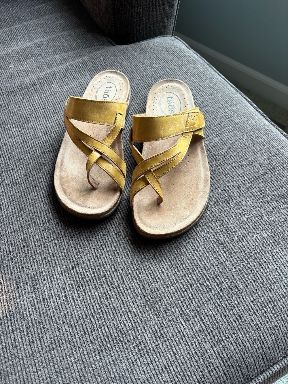 Taos Footwear Mustard Yellow Leather Crossover Slide Sandals - Picture 2 of 5